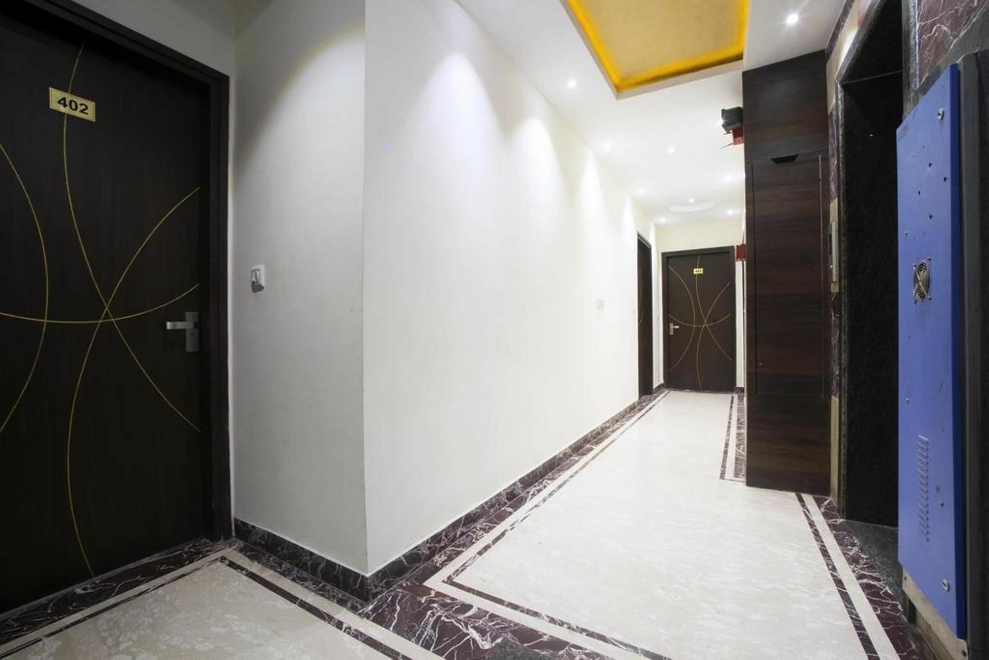 Fabexpress Le Continental Paharganj New Delhi Hotel Eksteriør billede