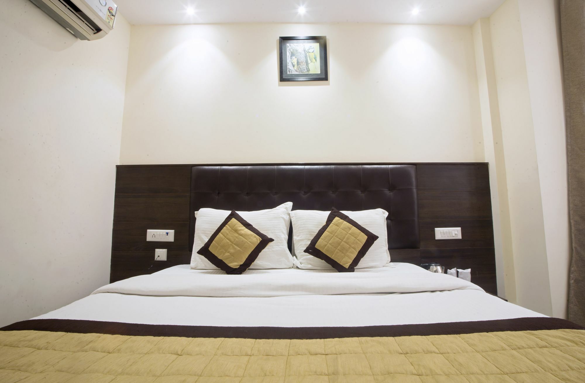 Fabexpress Le Continental Paharganj New Delhi Hotel Eksteriør billede
